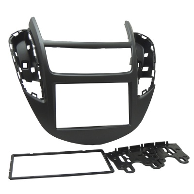 MOLDURA  6.8" E 7" CHEVROLET TRACKER 2014/2016